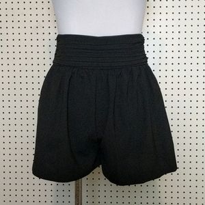 Forever 21 Black Pleated Shorts - NW/OT